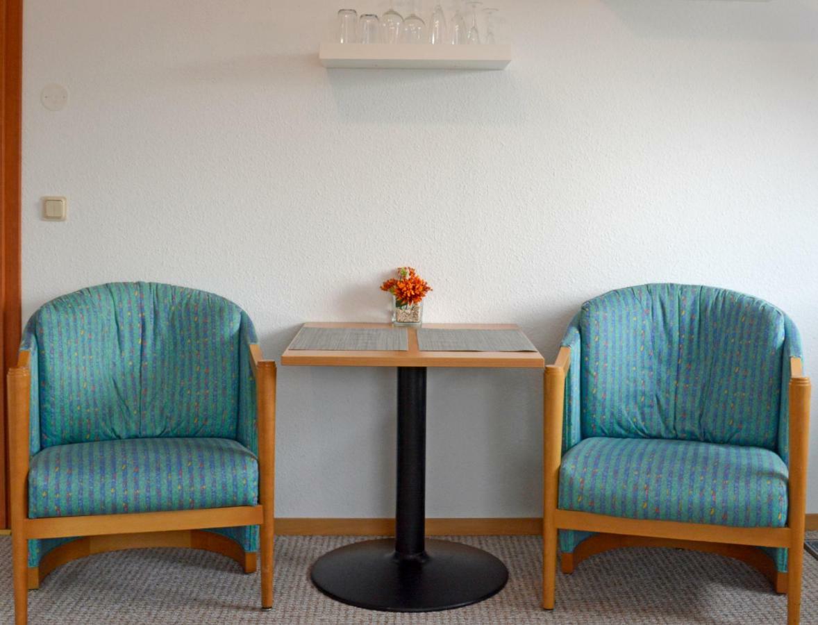 2 Apartment *